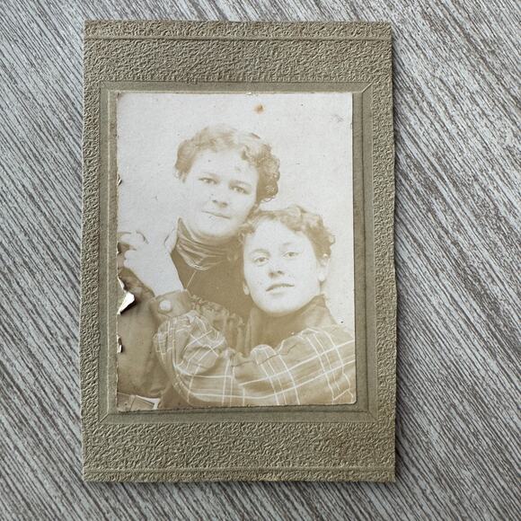 Antique Cabinet Card Photo 2 Women Portrait Applegate Studio Portland Oregon - Picture 1 of 4